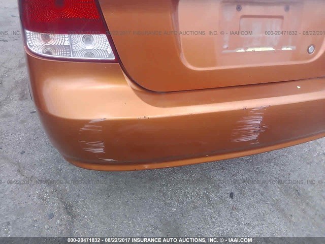 KL1TD56676B585495 - 2006 CHEVROLET AVEO LS ORANGE photo 6