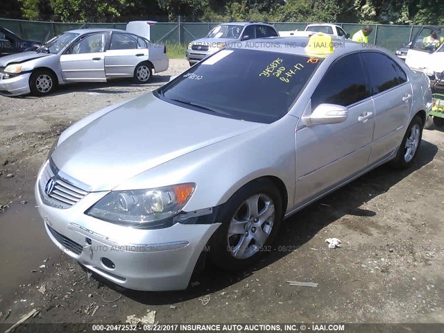 JH4KB16525C016832 - 2005 ACURA RL SILVER photo 2