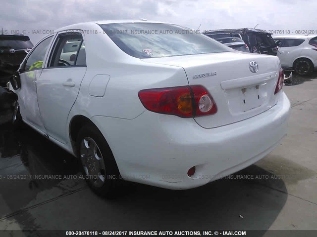 JTDBL40EX99086512 - 2009 TOYOTA COROLLA LE/XLE WHITE photo 3