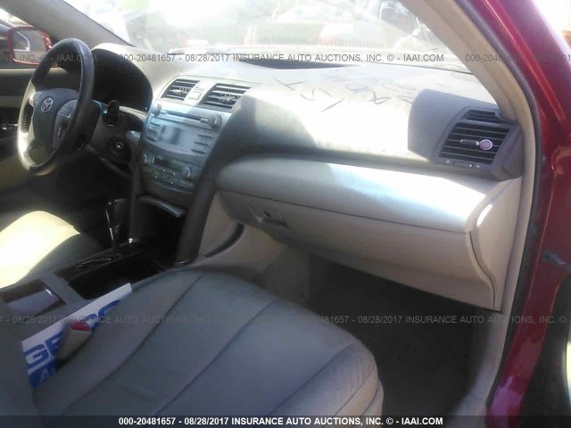 4T4BE46K09R137022 - 2009 TOYOTA CAMRY SE/LE/XLE 红色 照片 5