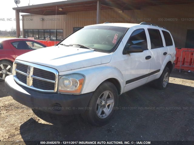 1D4HB38N16F140579 - 2006 DODGE DURANGO SXT WHITE photo 2