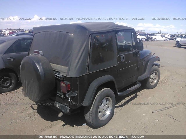 1J4FY19PXSP302859 - 1995 JEEP WRANGLER / YJ S/RIO GRANDE BLACK photo 4