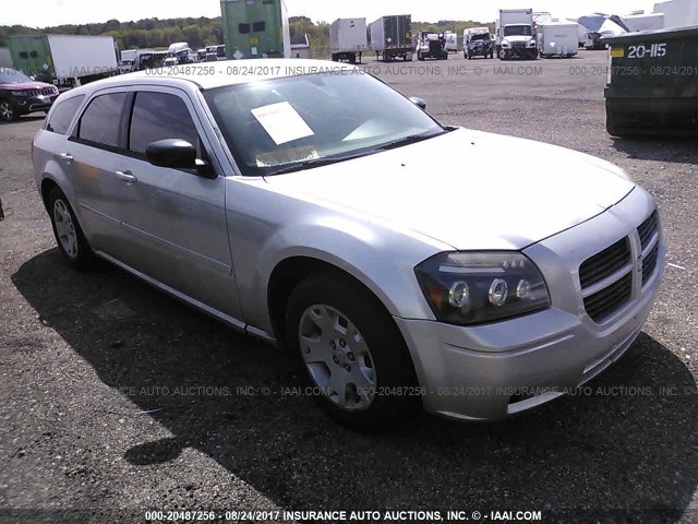 2D4FV48T55H515745 - 2005 DODGE MAGNUM SE SILVER photo 1