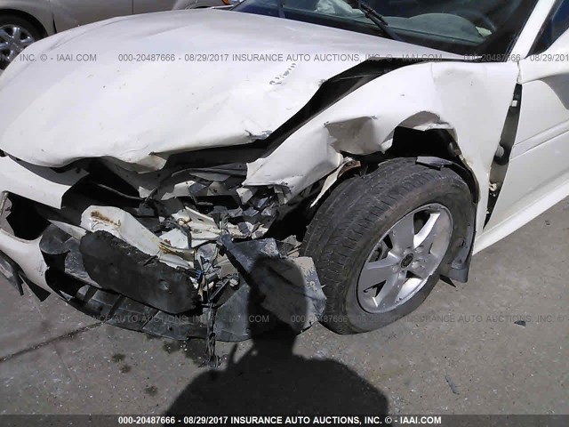 2G2WP522951181245 - 2005 PONTIAC GRAND PRIX WHITE photo 6