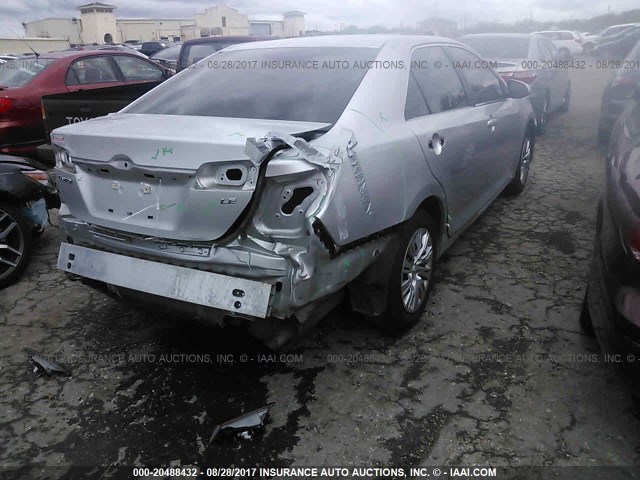 4T1BF1FK4CU090249 - 2012 TOYOTA CAMRY SE/LE/XLE SILVER photo 4