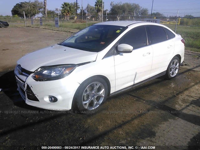 1FADP3J29DL200514 - 2013 FORD FOCUS TITANIUM WHITE photo 2