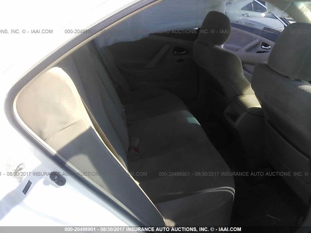 4T4BE46K39R072585 - 2009 TOYOTA CAMRY SE/LE/XLE WHITE photo 8