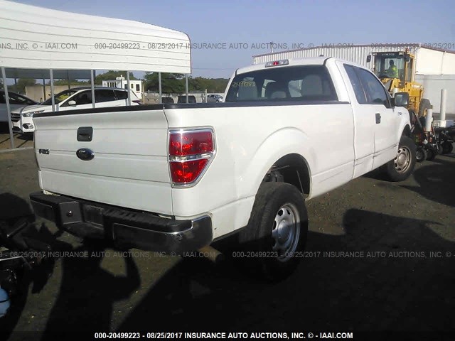 1FTVX1EFXDKD45194 - 2013 FORD F150 SUPER CAB WHITE photo 4