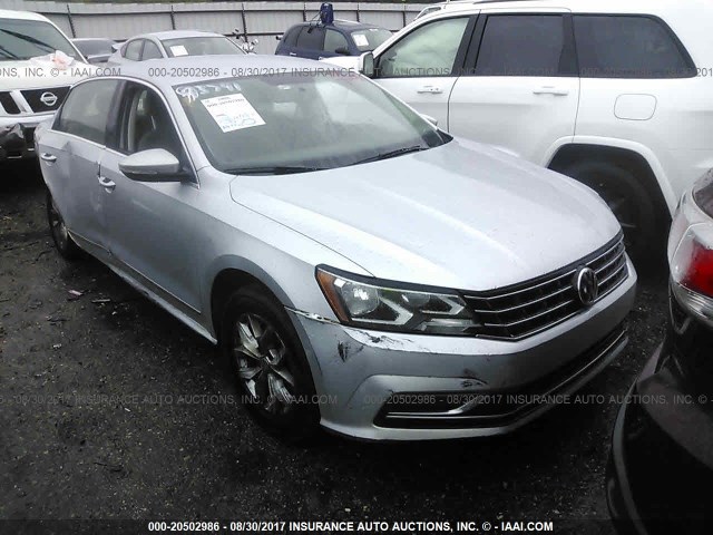 1VWAT7A30HC043628 - 2017 VOLKSWAGEN PASSAT S SILVER photo 1