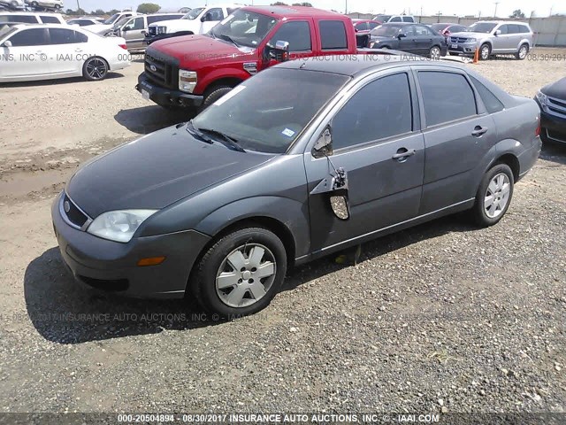 1FAHP34N77W335730 - 2007 FORD FOCUS ZX4/S/SE/SES GRAY photo 2