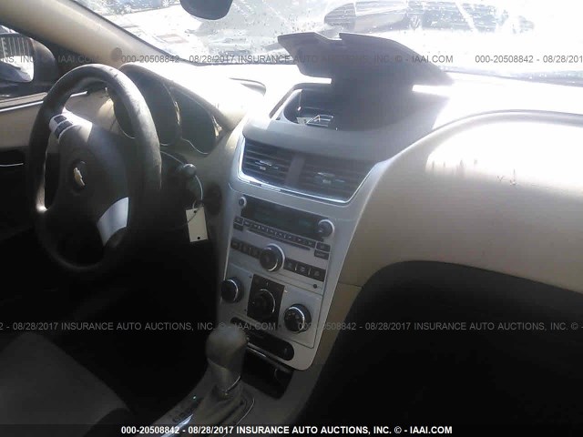 1G1ZB5E08CF160029 - 2012 CHEVROLET MALIBU LS 金色 照片 5