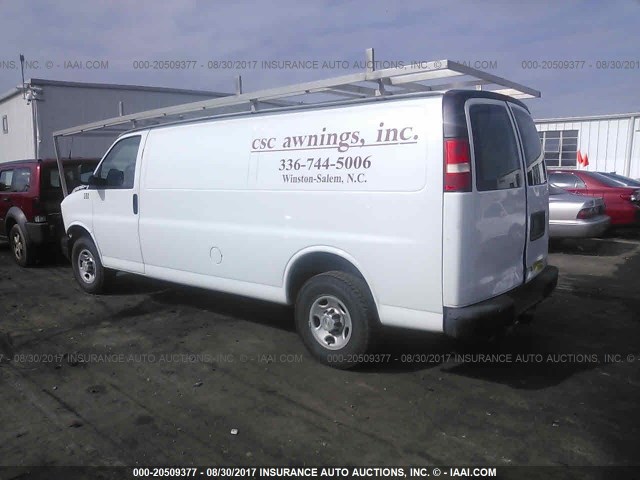 1GCGG29U971140421 - 2007 CHEVROLET EXPRESS G2500  WHITE photo 3