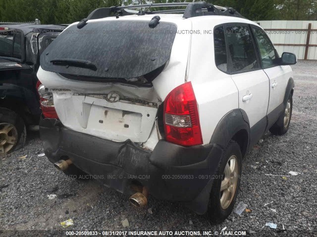 KM8JN12DX5U213111 - 2005 HYUNDAI TUCSON GLS/LX WHITE photo 4