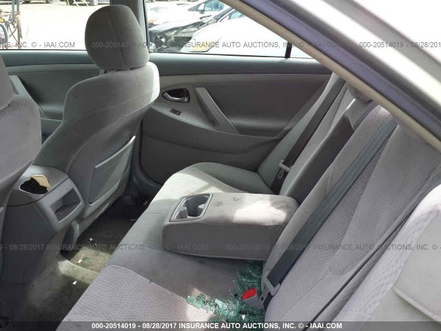 4T4BF3EK7AR068200 - 2010 TOYOTA CAMRY SE/LE/XLE Серебристый фото 8