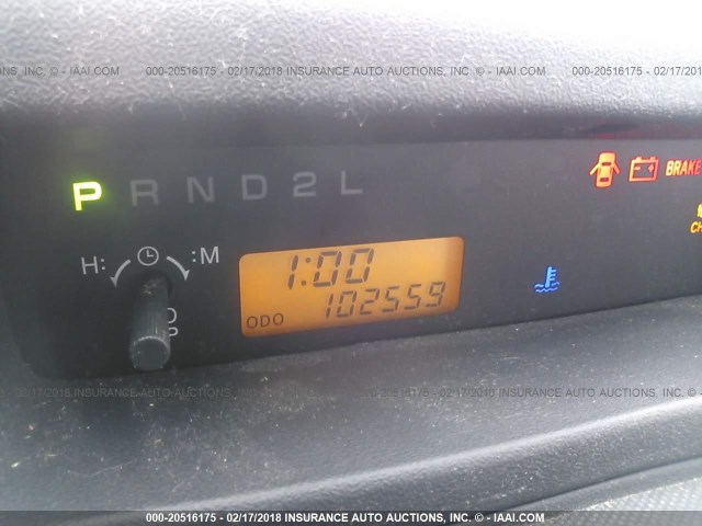 JTLKT324664118528 - 2006 TOYOTA SCION XB SILVER photo 7