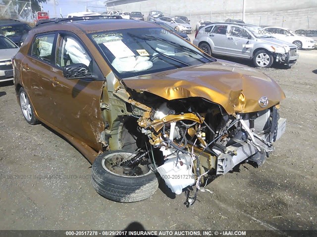 2T1LE40E09C004070 - 2009 TOYOTA COROLLA MATRIX S GOLD photo 6