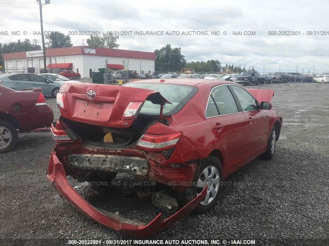 4T1BF3EK3BU129764 - 2011 TOYOTA CAMRY SE/LE/XLE RED photo 4