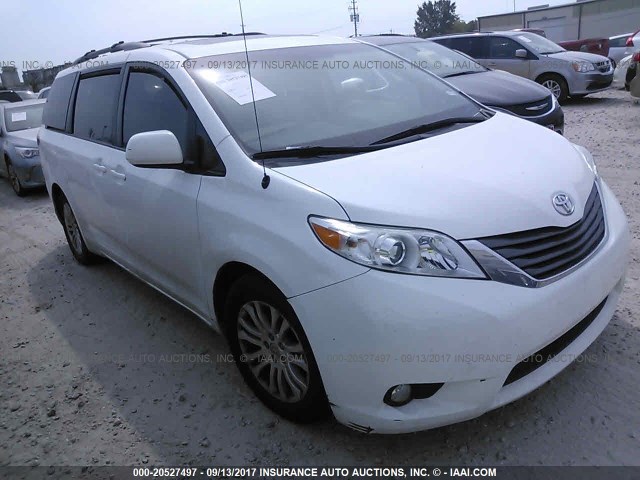 5TDYK3DC7CS204086 - 2012 TOYOTA SIENNA XLE/LIMITED WHITE photo 1