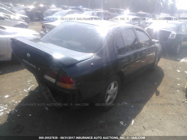 JN1CA21D7WM916511 - 1998 NISSAN MAXIMA GLE/GXE/SE BLACK photo 4