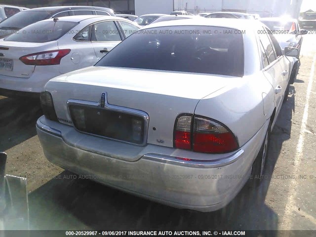 1LNHM86S44Y615412 - 2004 LINCOLN LS 白色 照片 4