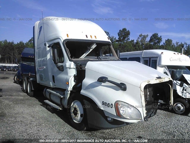 1FUJGLBG5BSAX0320 - 2011 FREIGHTLINER CASCADIA 125  RED photo 1