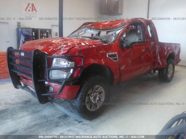 1FTSX21R38EB62975 - 2008 FORD F250 SUPER DUTY RED photo 2