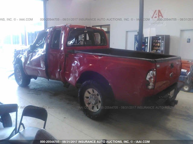 1FTSX21R38EB62975 - 2008 FORD F250 SUPER DUTY RED photo 3