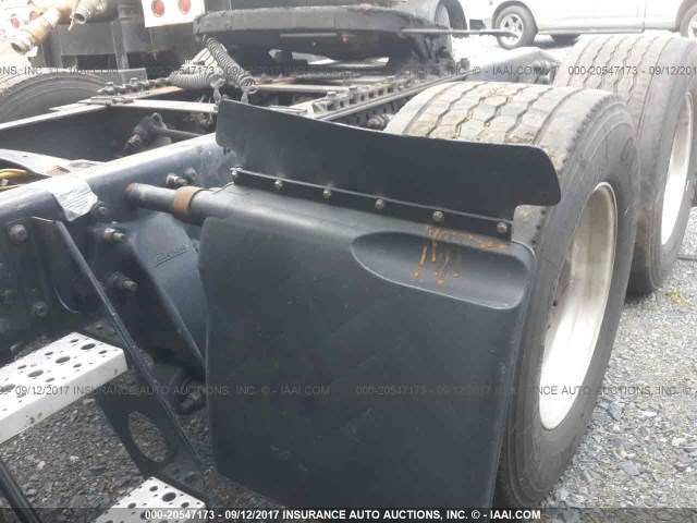 1FUJGLDR49LAH7290 - 2009 FREIGHTLINER CASCADIA 125  MAROON photo 8