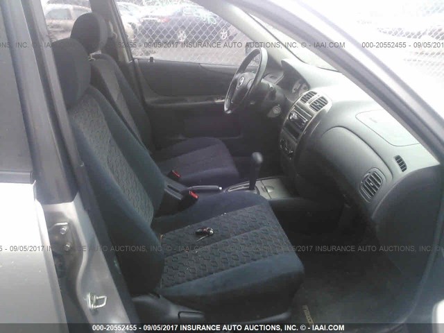 JM1BJ245821463816 - 2002 MAZDA PROTEGE PR5 银色 照片 5