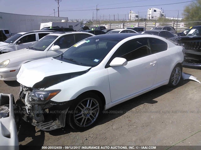 JTKDE167180264085 - 2008 TOYOTA SCION TC WHITE photo 2