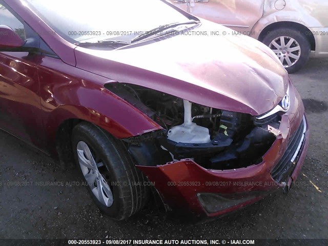 5NPDH4AE2GH724040 - 2016 HYUNDAI ELANTRA SE/SPORT/LIMITED MAROON photo 6