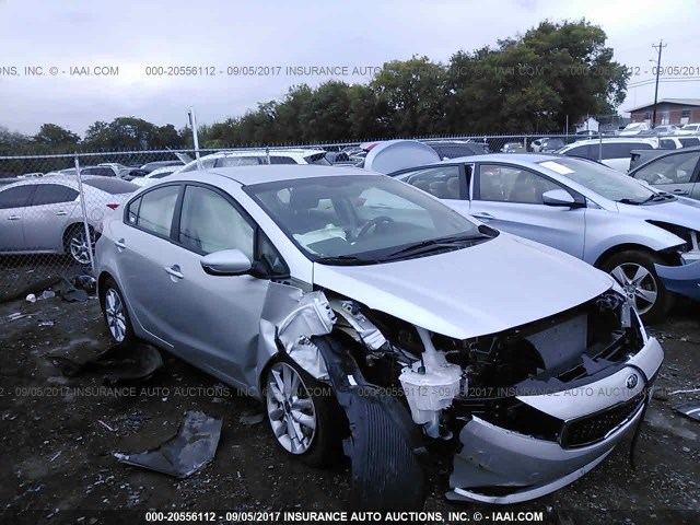 3KPFL4A74HE127275 - 2017 KIA FORTE LX/S SILVER photo 1