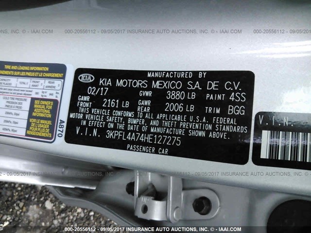 3KPFL4A74HE127275 - 2017 KIA FORTE LX/S SILVER photo 9