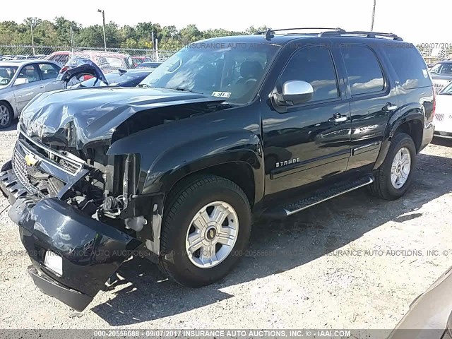 1GNFK13007R394912 - 2007 CHEVROLET TAHOE K1500 BLACK photo 2