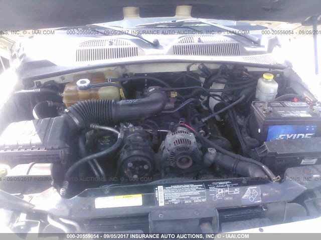 1J4GL48K64W248981 - 2004 JEEP LIBERTY SPORT 白色 照片 10