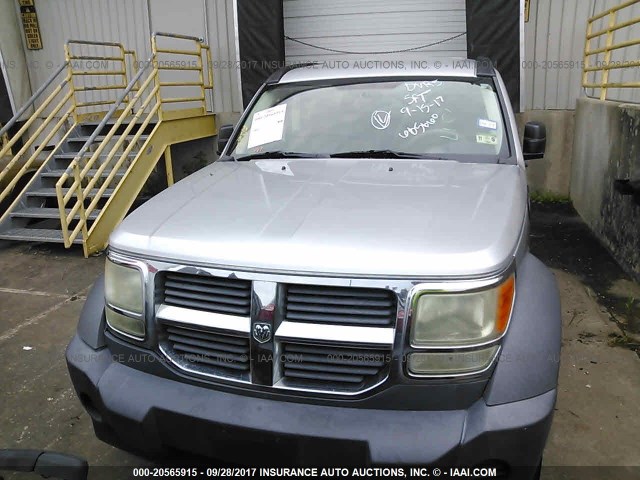 1D8GU28K57W685660 - 2007 DODGE NITRO SXT SILVER photo 6