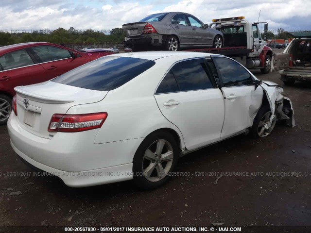 4T1BF3EKXAU549486 - 2010 TOYOTA CAMRY SE/LE/XLE WHITE photo 4