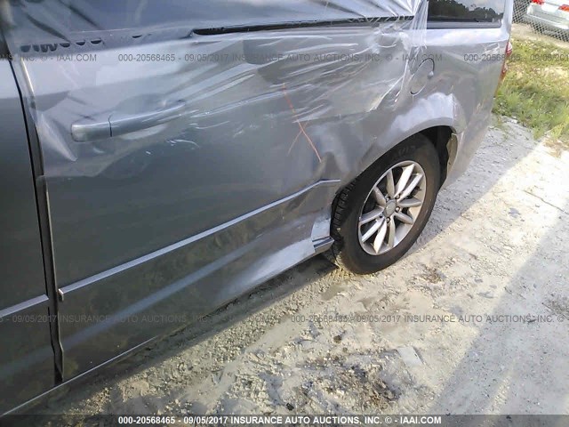 2C4RDGBG1HR547617 - 2017 DODGE GRAND CARAVAN SE GRAY photo 6