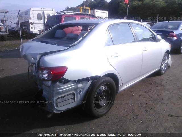 2T1BU4EE8DC092785 - 2013 TOYOTA COROLLA S/LE SILVER photo 4