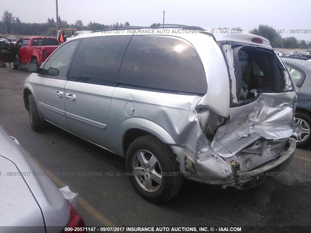 2D4GP44L47R338946 - 2007 DODGE GRAND CARAVAN SXT SILVER photo 3