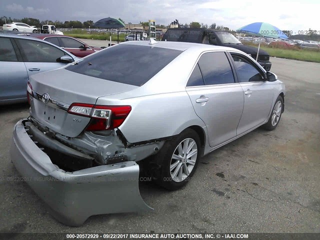 4T1BF1FK7CU500123 - 2012 TOYOTA CAMRY SE/LE/XLE SILVER photo 4