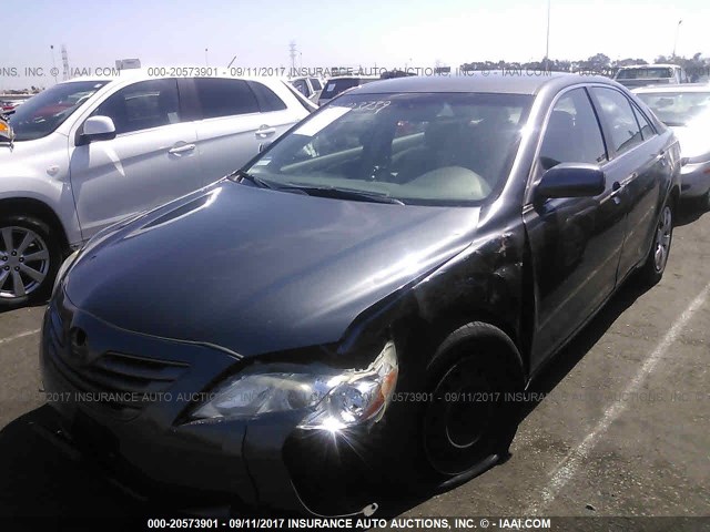 JTNBE46K373079484 - 2007 TOYOTA CAMRY NEW GENERAT CE/LE/XLE/SE GRAY photo 2