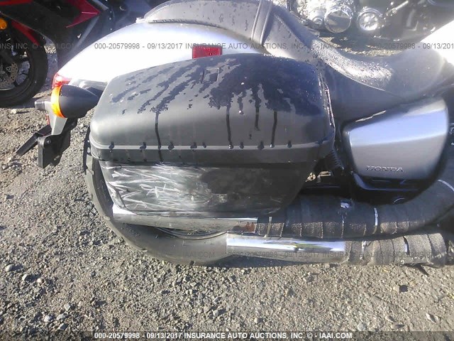 JH2RC537XFK502121 - 2015 HONDA VT750 C2B SILVER photo 6