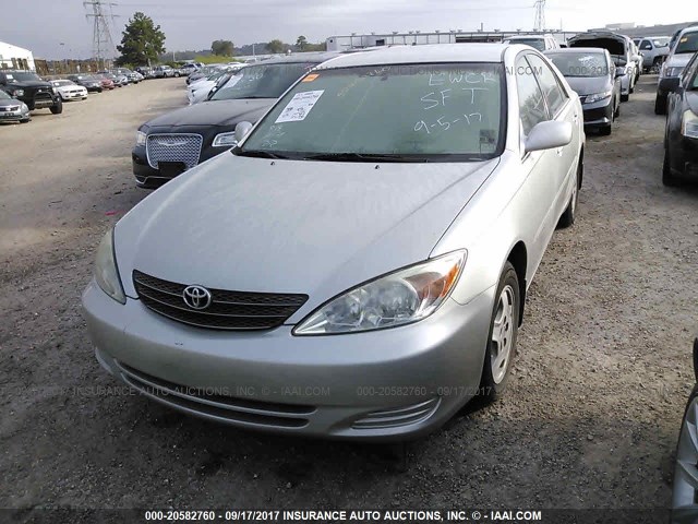4T1BF32K53U053910 - 2003 TOYOTA CAMRY LE/XLE/SE 银色 照片 2