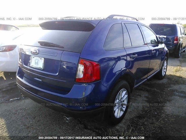 2FMDK3GC3DBC37532 - 2013 FORD EDGE SE BLUE photo 4