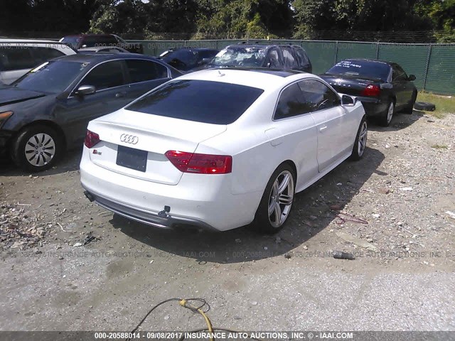 WAUVGAFR1DA042459 - 2013 AUDI S5 PRESTIGE WHITE photo 4