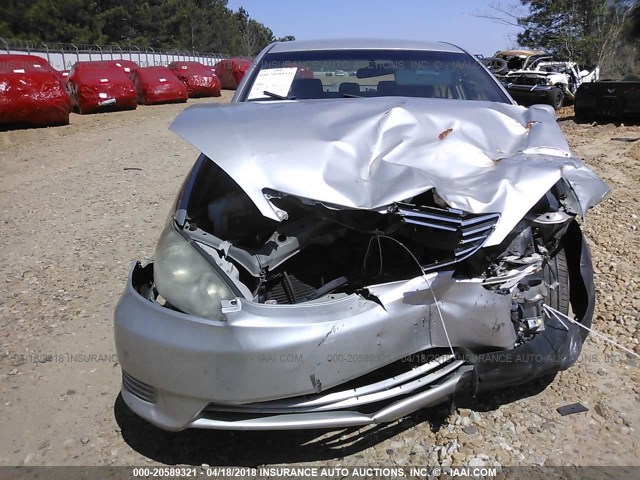 4T1BE32K35U424245 - 2005 TOYOTA CAMRY LE/XLE/SE SILVER photo 6