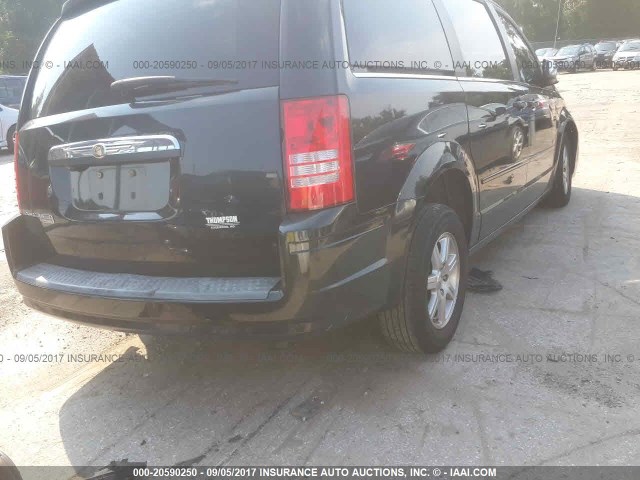 2A8HR54P98R793015 - 2008 CHRYSLER TOWN & COUNTRY TOURING BLACK photo 4