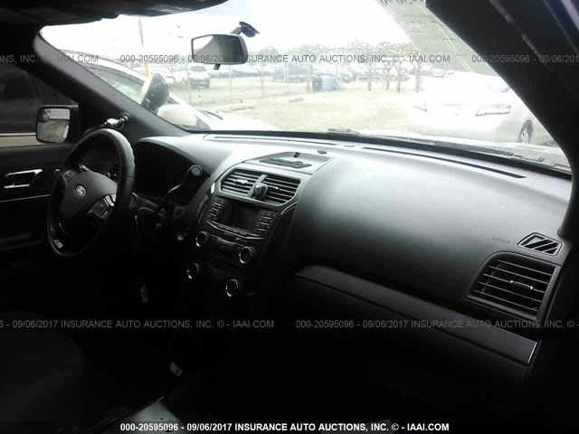 1FM5K8AT7HGC07653 - 2017 FORD EXPLORER POLICE INTERCEPTOR BLACK photo 5