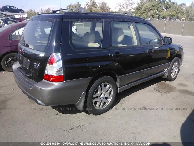 JF1SG67666H720243 - 2006 SUBARU FORESTER 2.5X LL BEAN BLACK photo 4